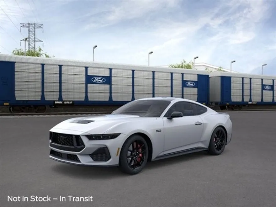 2025 Ford Mustang GT photo 1