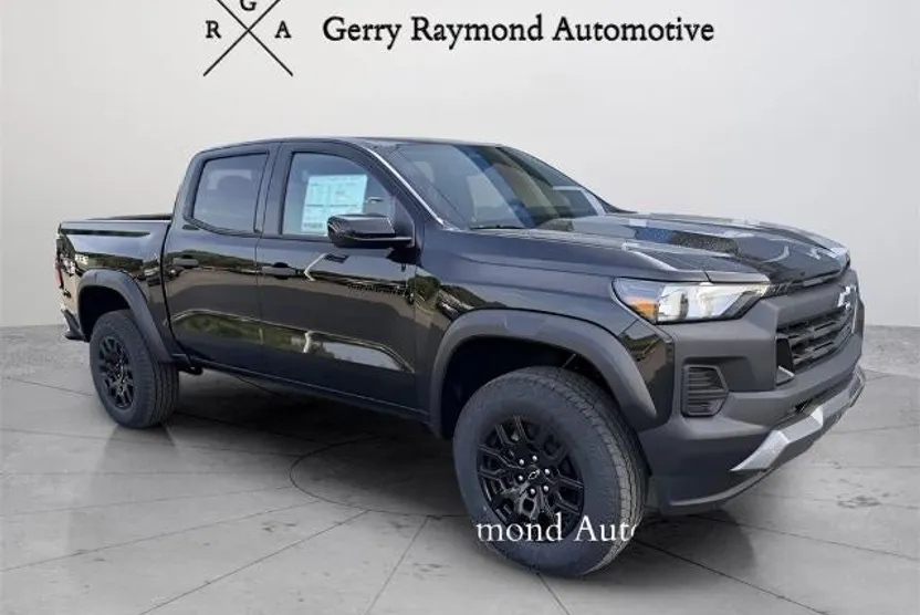 2026 Chevrolet Colorado Trail Boss photo 1
