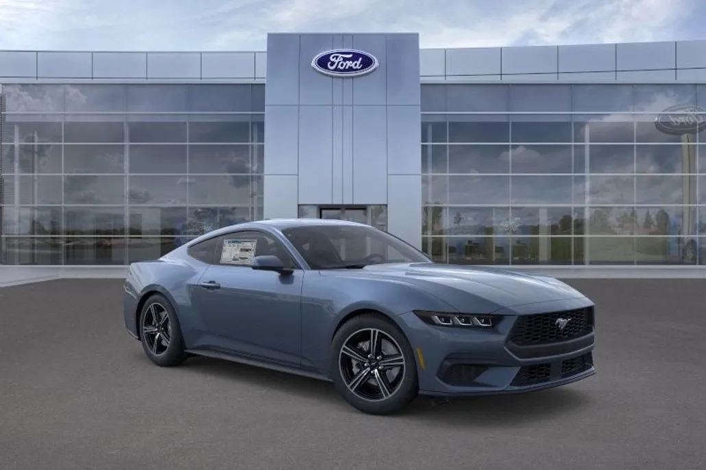 2025 Ford Mustang EcoBoost photo 1