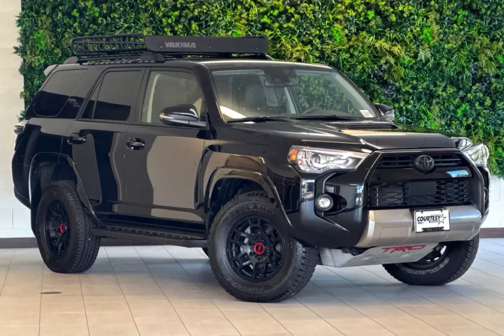 2022 Toyota 4Runner TRD Premium photo 1
