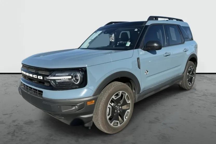 2023 Ford Bronco Sport Outer Banks photo 1