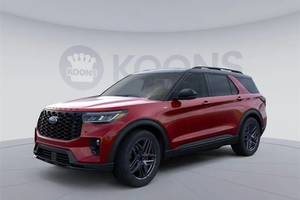 2025 Ford Explorer ST-Line photo 1
