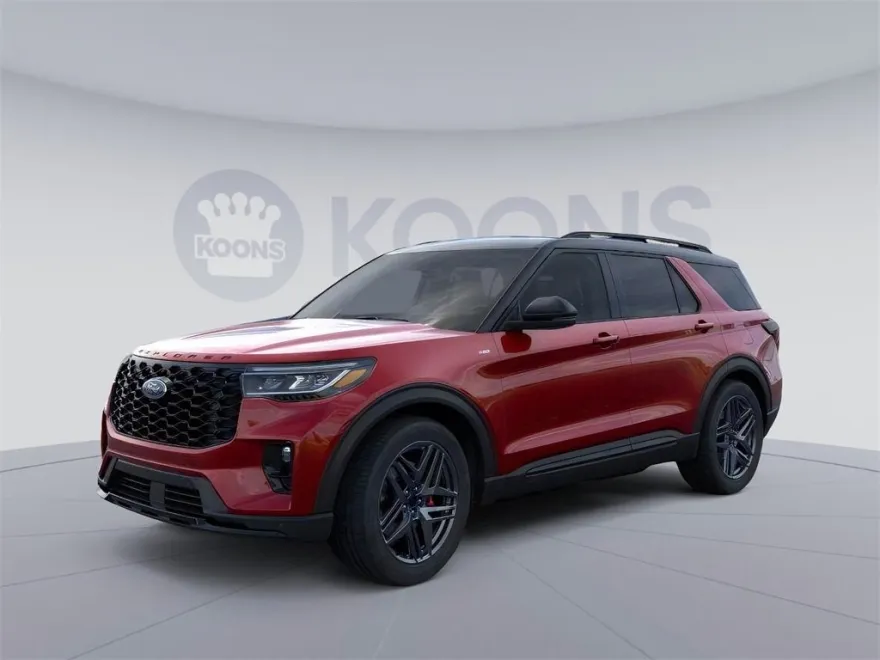 2025 Ford Explorer ST-Line photo 1