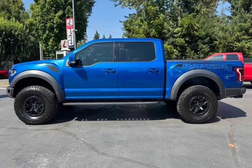 2018 Ford F-150 Raptor photo 1