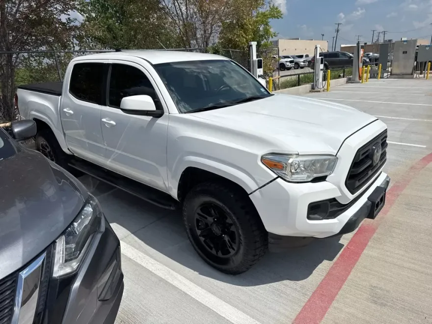 2019 Toyota Tacoma SR photo 1