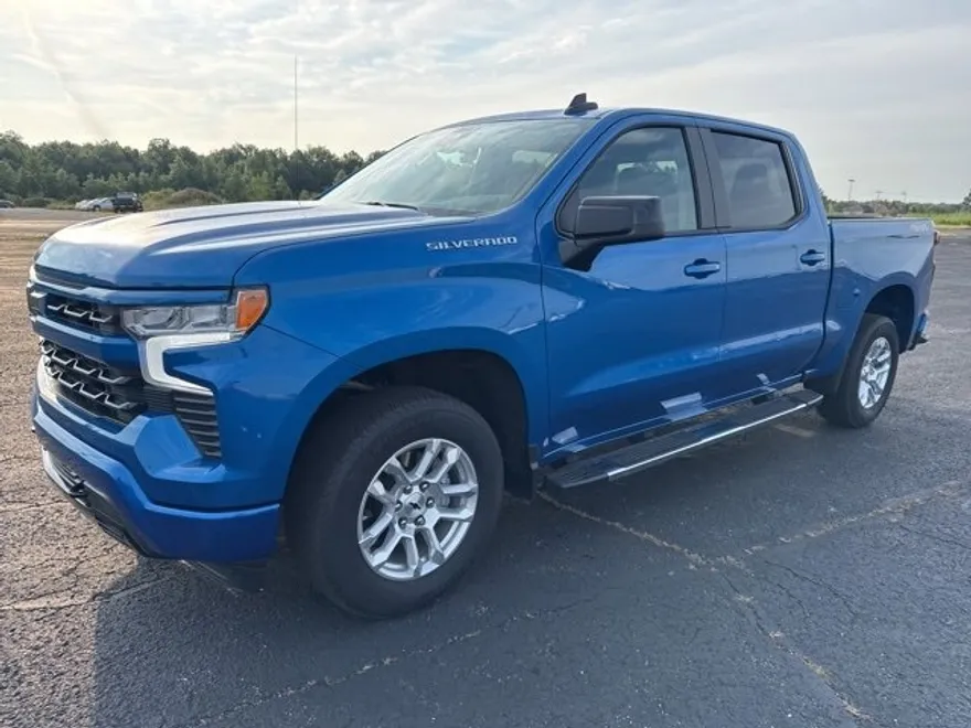 2022 Chevrolet Silverado 1500 RST photo 1