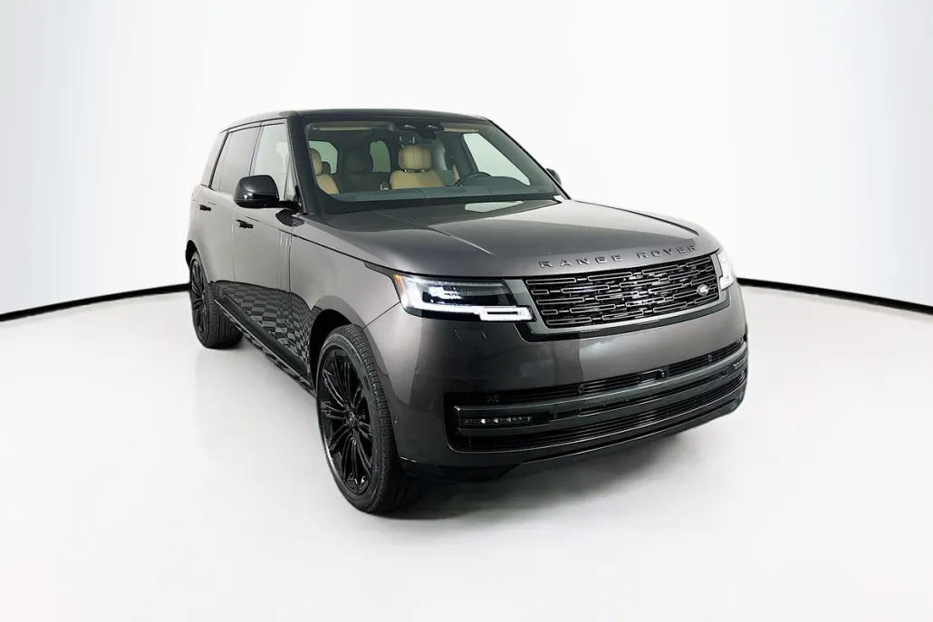 2025 Land Rover Range Rover SE photo 1