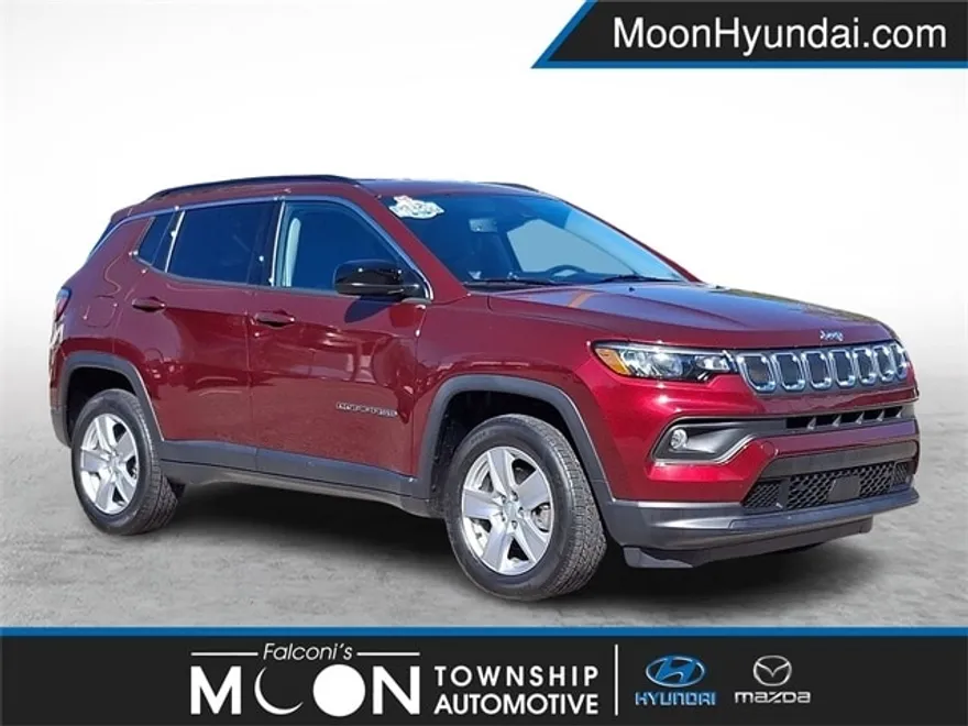 2022 Jeep Compass Latitude photo 1