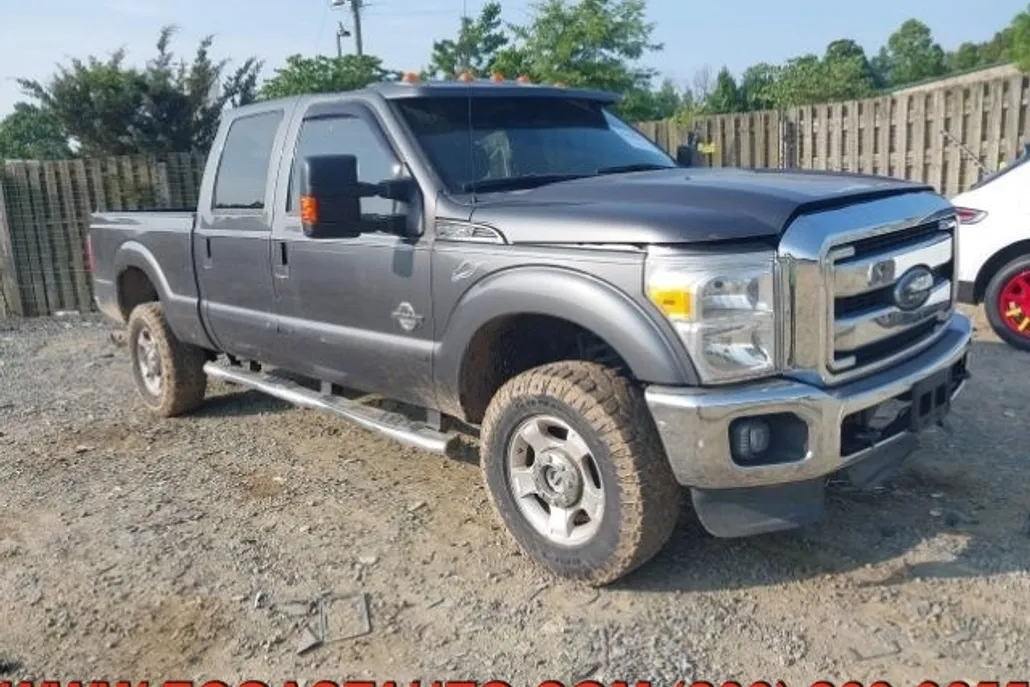 2015 Ford F-350 XLT photo 1