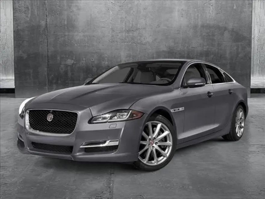 2016 Jaguar XJ R-Sport photo 1