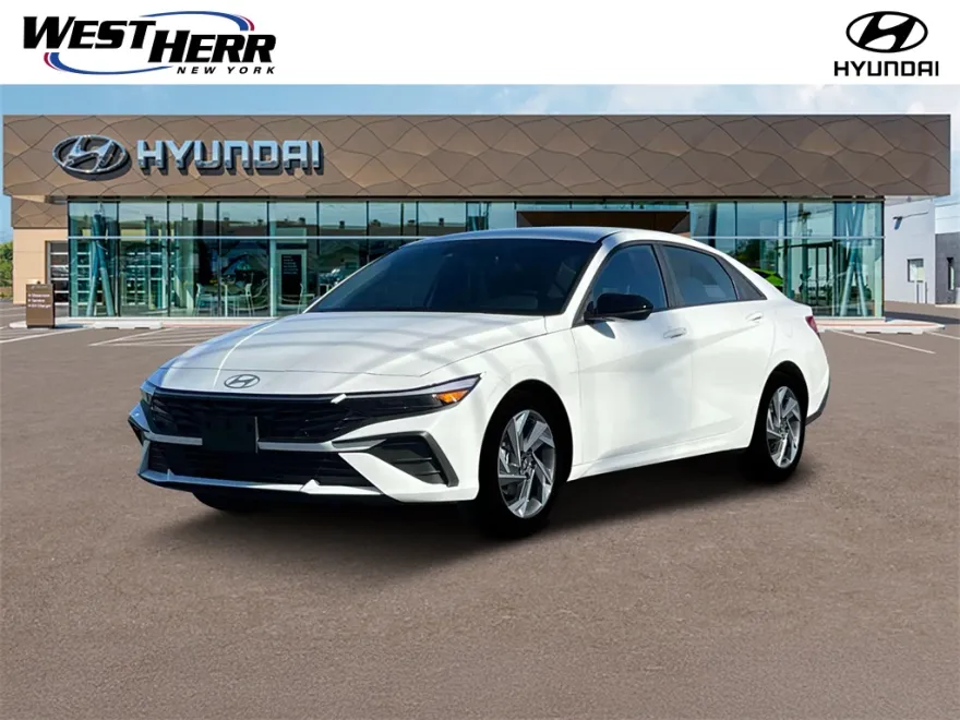 2025 Hyundai Elantra SEL Sport photo 1