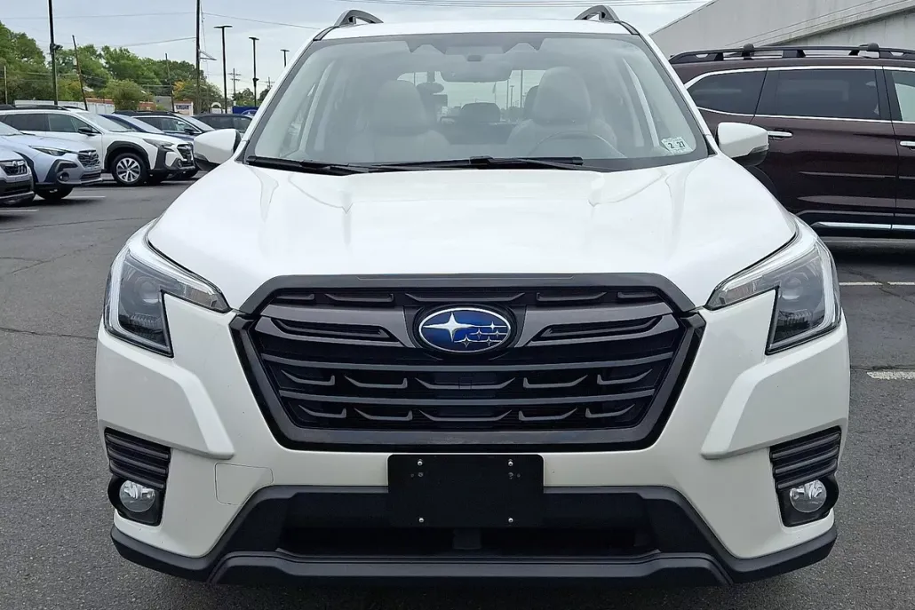 2022 Subaru Forester Limited Sport photo 1