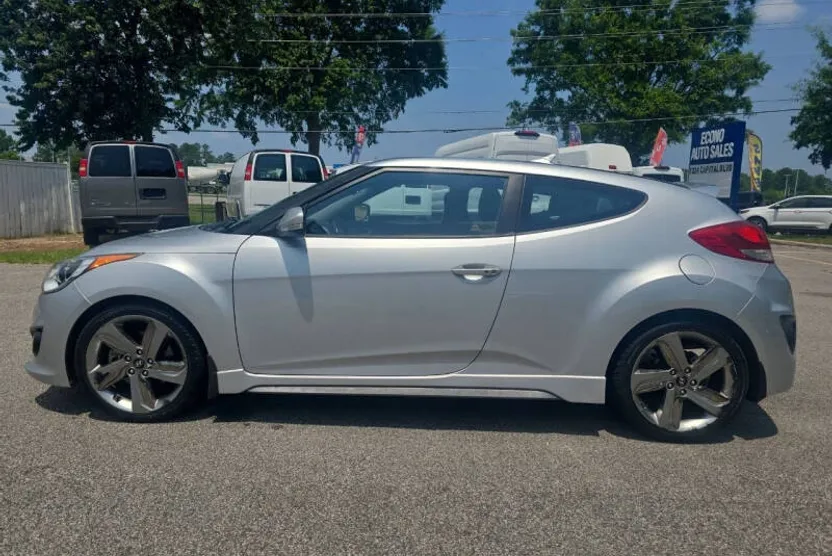 2015 Hyundai Veloster Turbo photo 1
