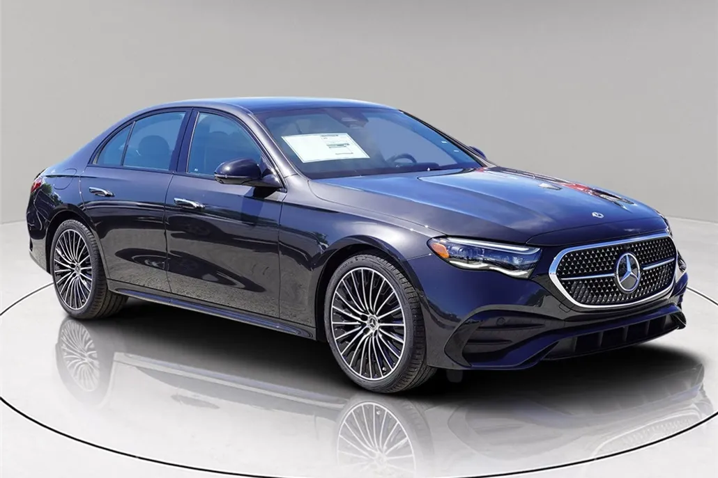 2026 Mercedes Benz E 350 photo 1