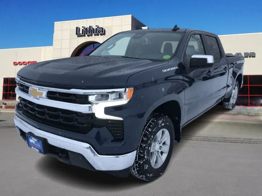 2022 Chevrolet Silverado 1500 LT photo 1
