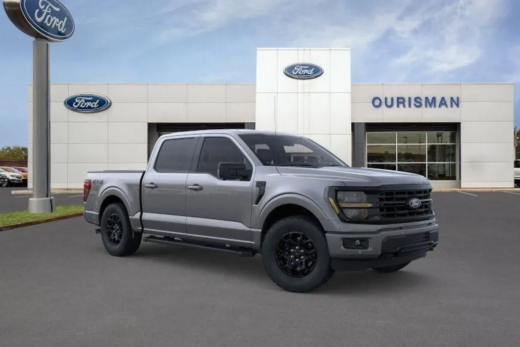 2025 Ford F-150 XLT photo 1