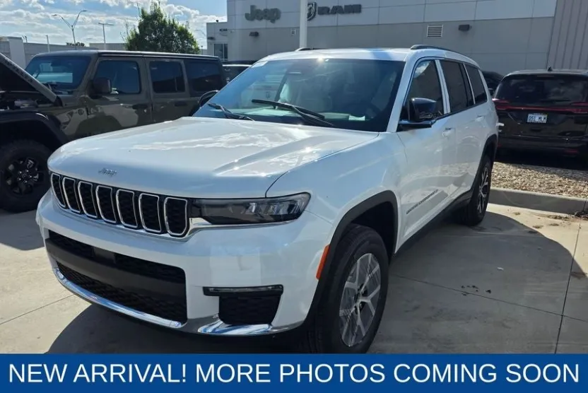 2025 Jeep Grand Cherokee Limited photo 1