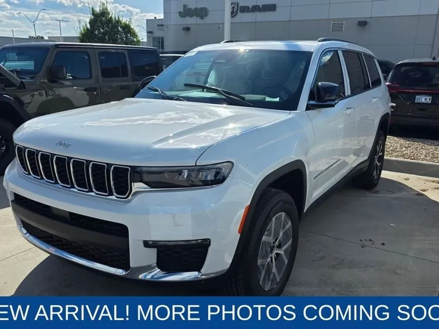 2025 Jeep Grand Cherokee Limited photo 1