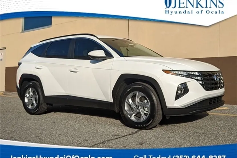 2024 Hyundai Tucson SEL photo 1