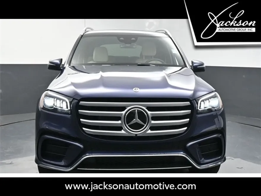 2025 Mercedes Benz GLS 450 4MATIC photo 1