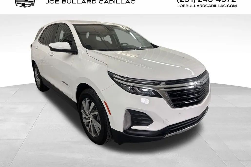 2022 Chevrolet Equinox LT photo 1