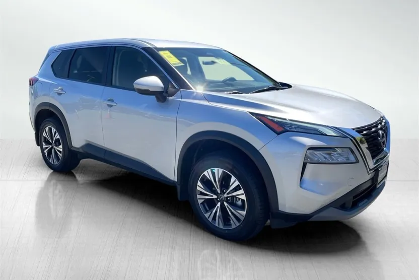 2023 Nissan Rogue SV photo 1