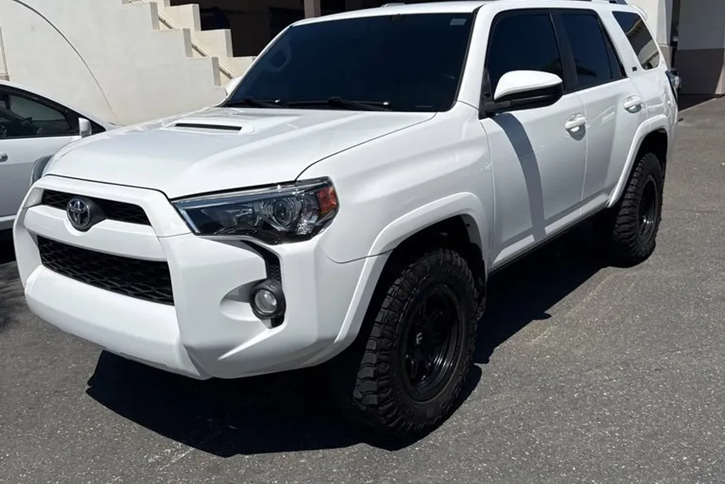2017 Toyota 4Runner Limited SR5 Premium TRD Pro photo 1