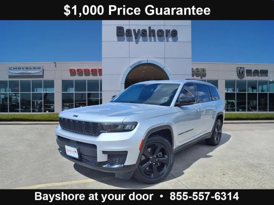 2022 Jeep Grand Cherokee Altitude photo 1