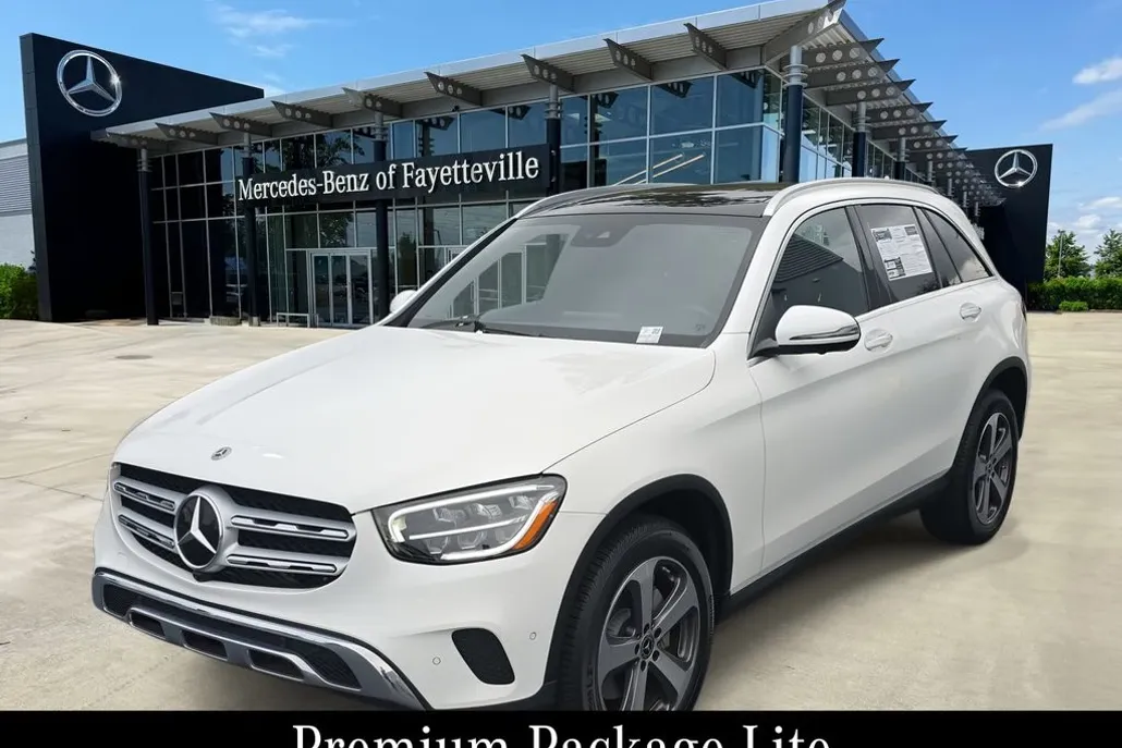 2022 Mercedes Benz GLC 300 photo 1