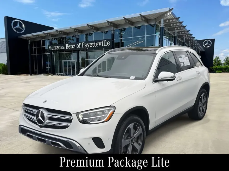 2022 Mercedes Benz GLC 300 photo 1