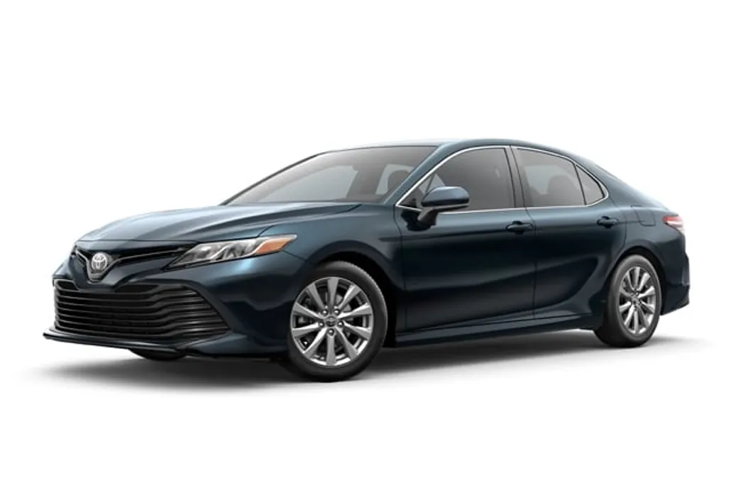 2018 Toyota Camry L photo 1
