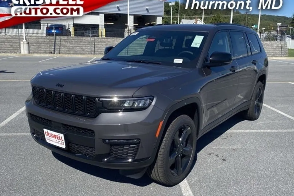 2025 Jeep Grand Cherokee Limited photo 1