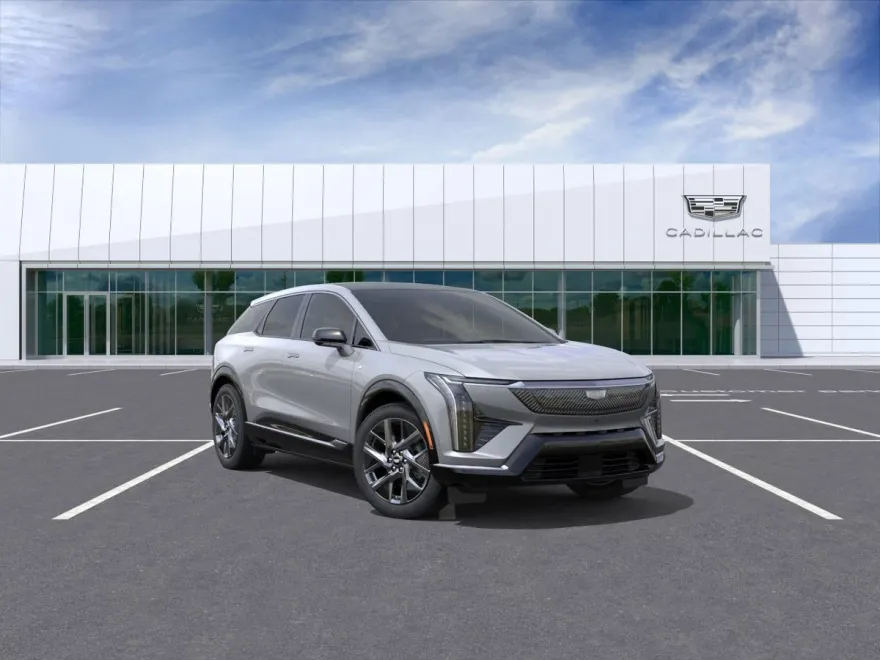 2025 Cadillac Optiq Luxury photo 1