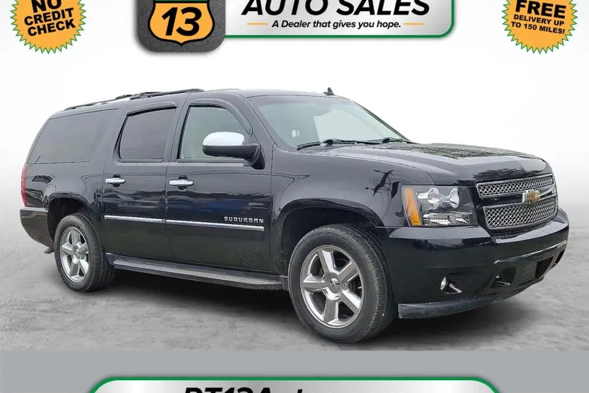 2011 Chevrolet Suburban LTZ photo 1