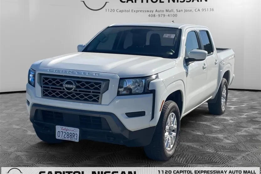 2023 Nissan Frontier SV photo 1
