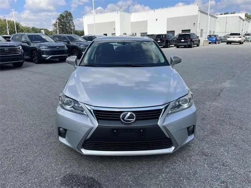 2015 Lexus CT 200h photo 1