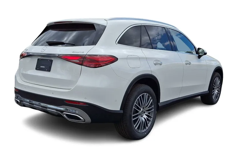 2025 Mercedes Benz GLC 300 4MATIC photo 1