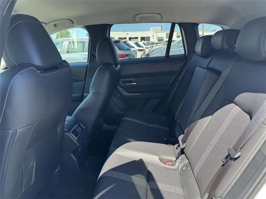 2025 Mazda CX-50 2.5 Select photo 1