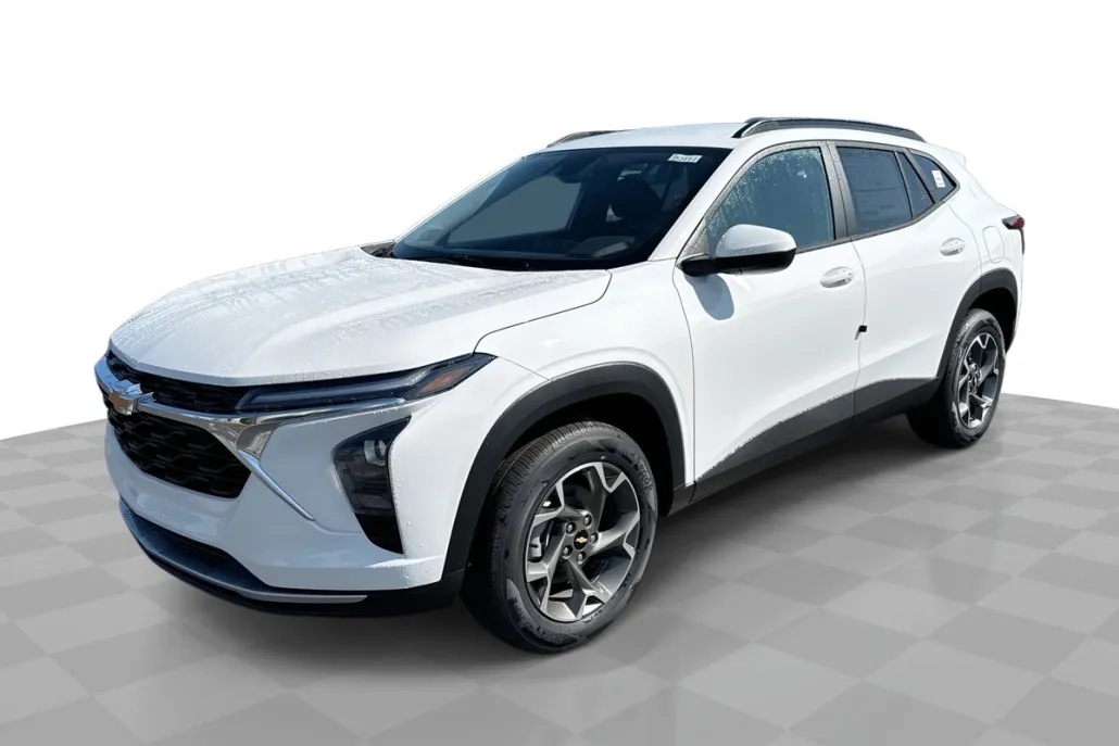 2025 Chevrolet Trax LT photo 1