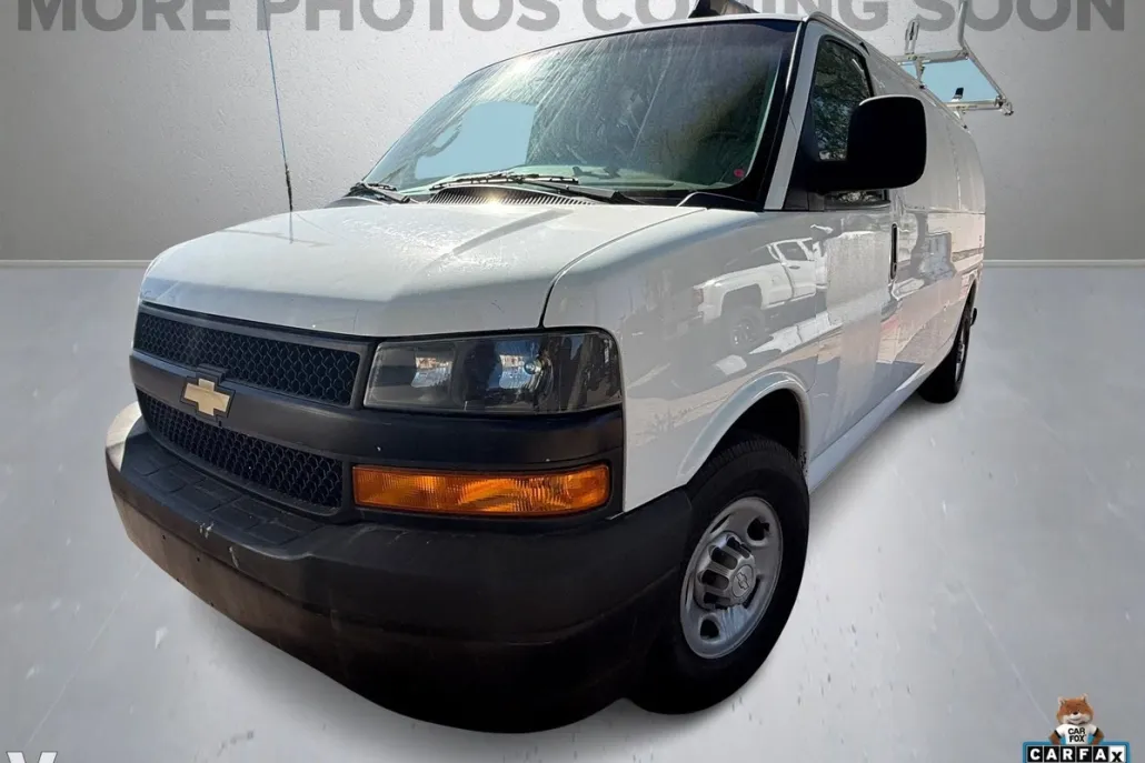 2018 Chevrolet Express 2500 Work Cargo Van photo 1