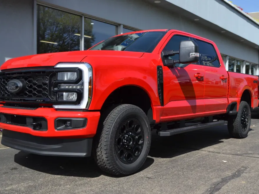 2025 Ford F-250 XLT photo 1