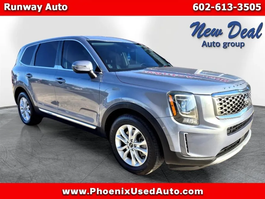 2021 Kia Telluride LX photo 1