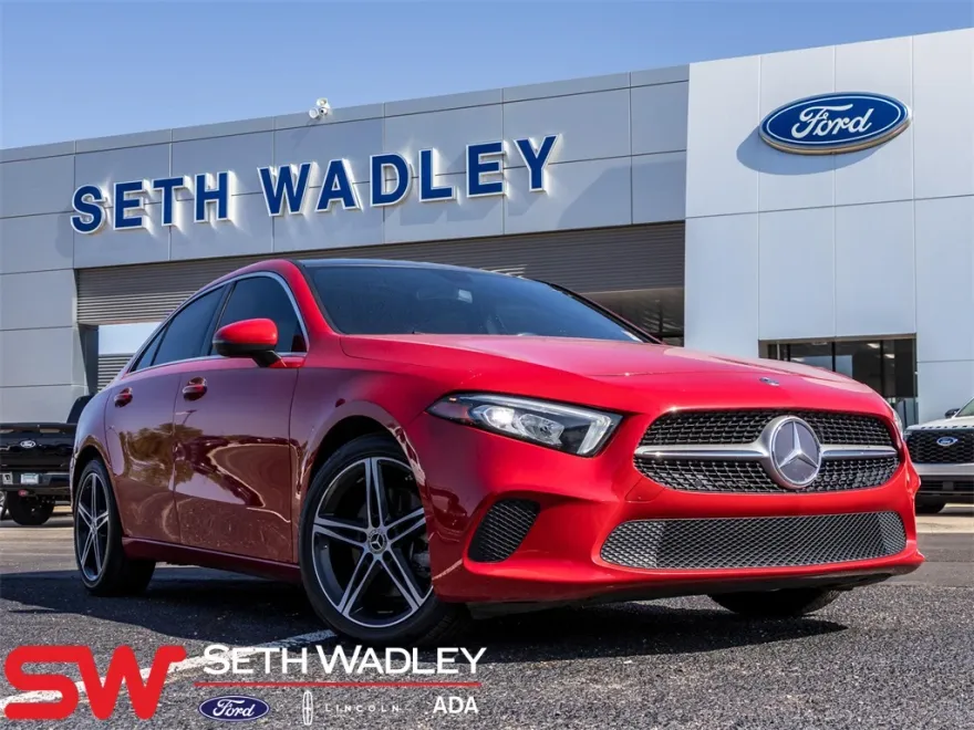 2019 Mercedes Benz A 220 photo 1