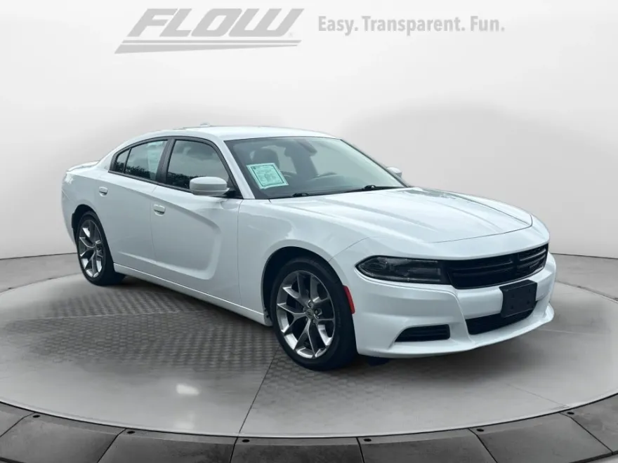 2020 Dodge Charger SXT photo 1