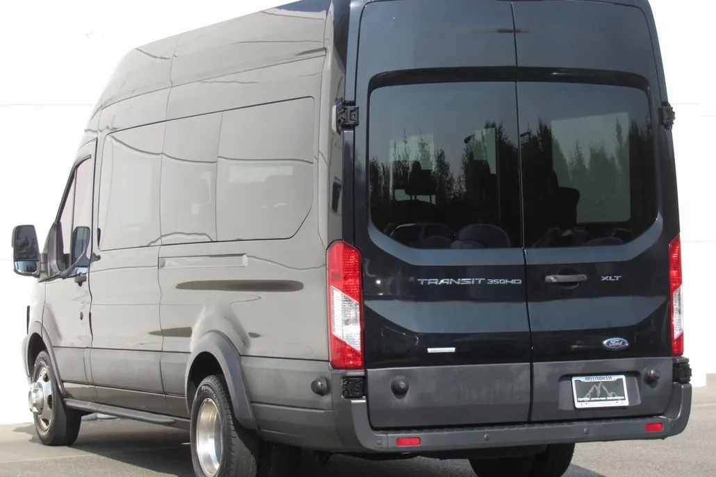 2018 Ford Transit photo 1