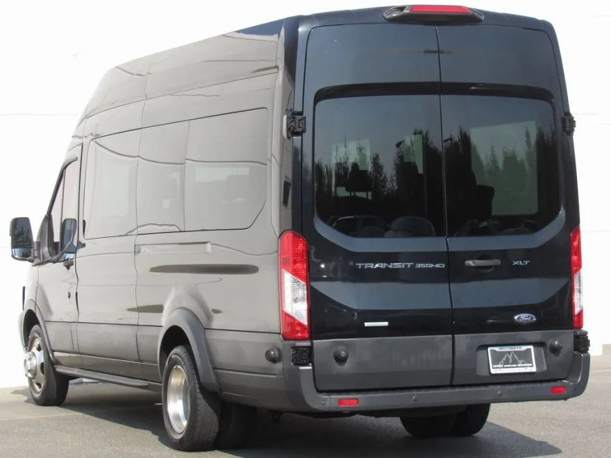 2018 Ford Transit photo 1