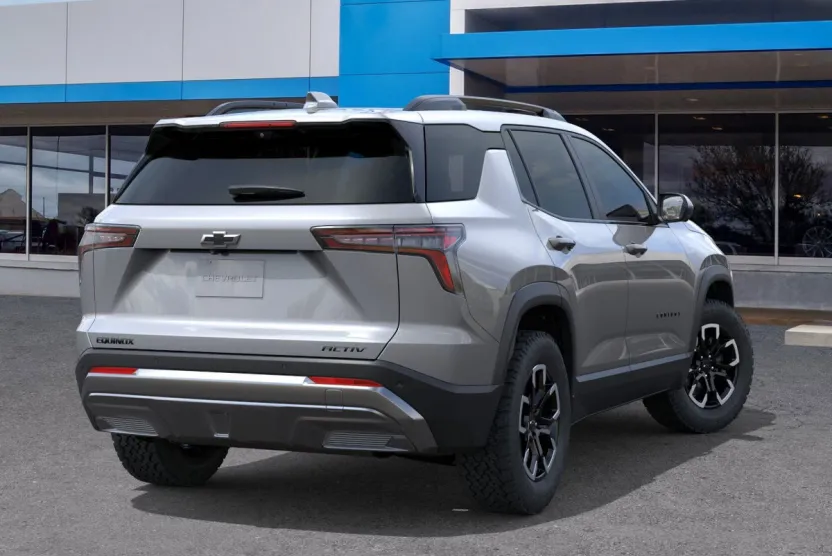 2026 Chevrolet Equinox ACTIV photo 1
