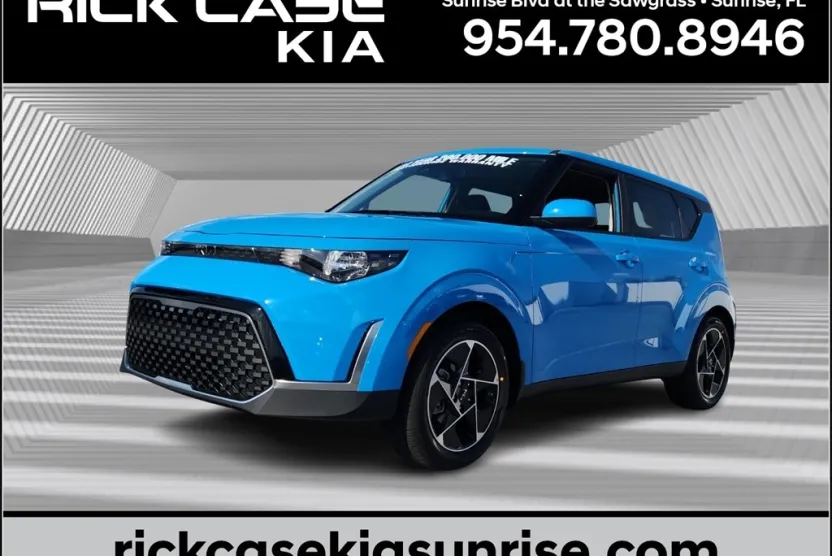 2025 Kia Soul EX photo 1