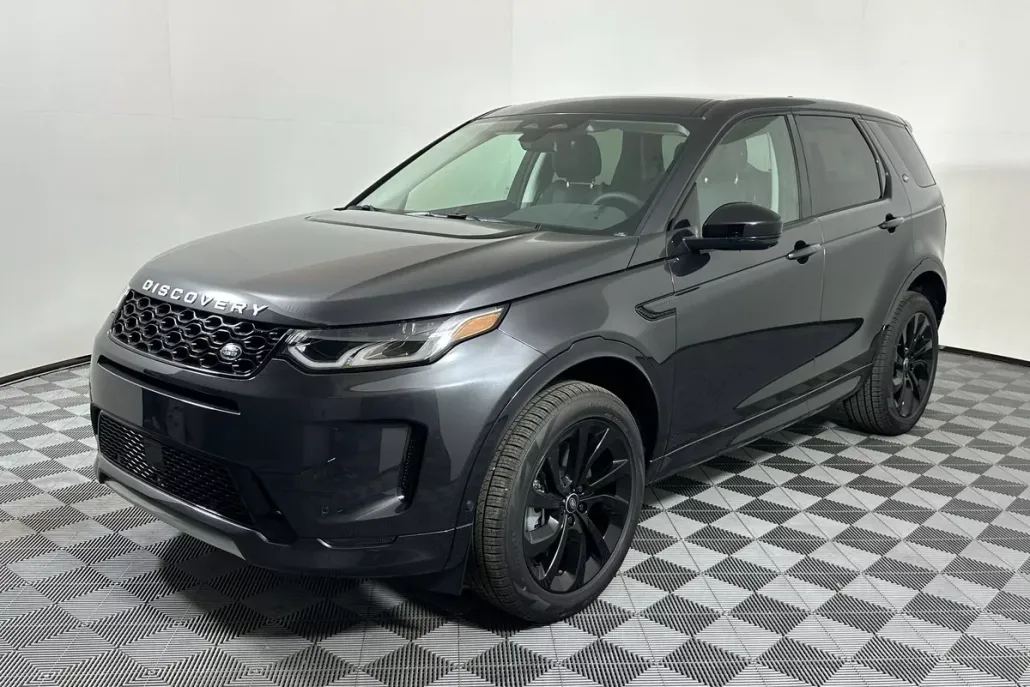 2025 Land Rover Discovery Sport S photo 1