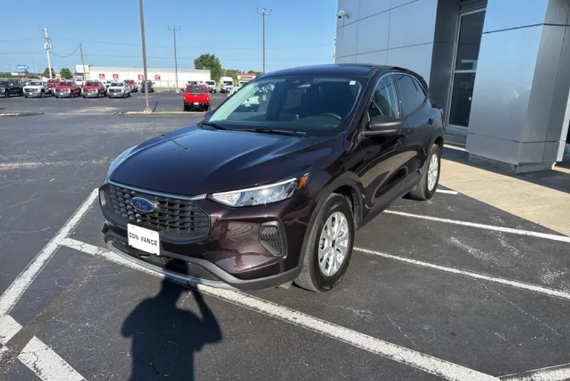 2023 Ford Escape Active photo 1